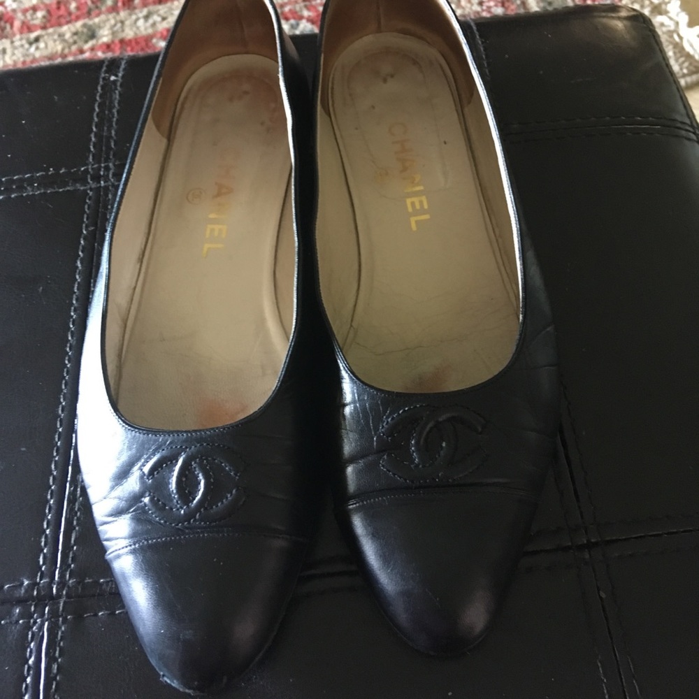 Chanel black flats 🥿